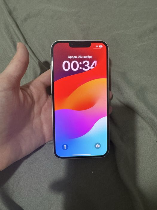 Продаю айфон 13, 256 гб