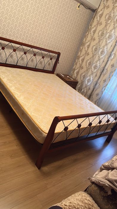 Кровать двуспальная