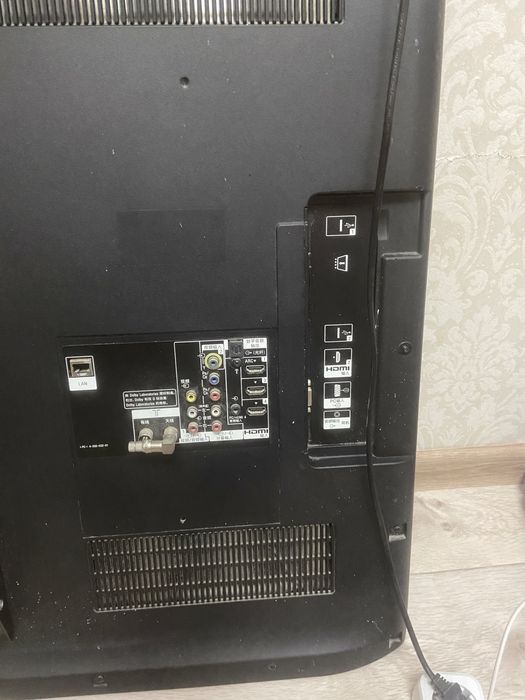 Продается телевизор Sony Bravia 120 диоганаль