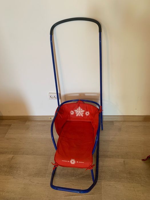 Зимние санки с чехлом