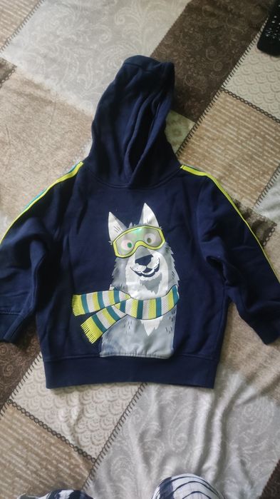 Блузки и суичъри