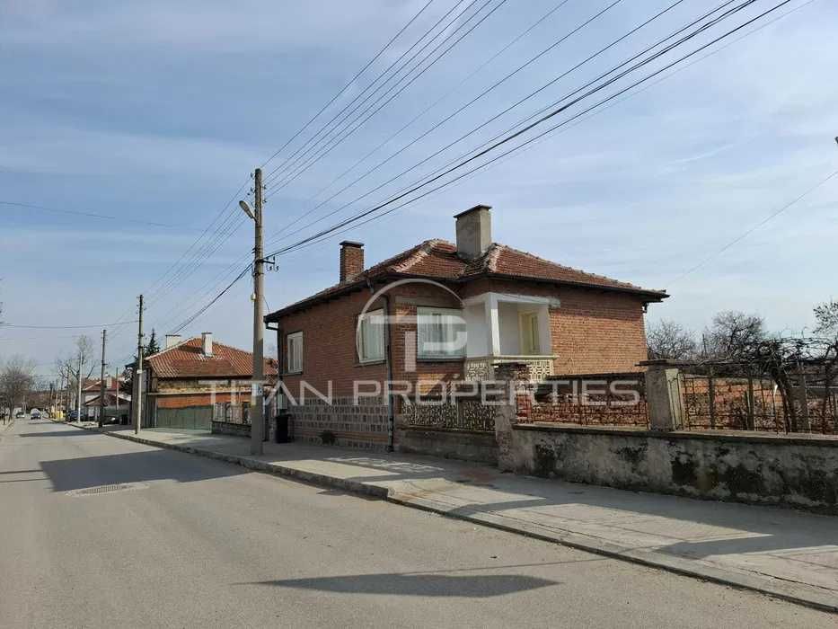 Продава се Къща в с. Чешнегирово, Област Пловдив - 170 кв.м за 718 €/кв.м - Снимка #1