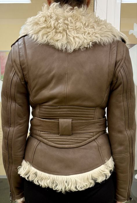 Продаю не дорого классные шубки