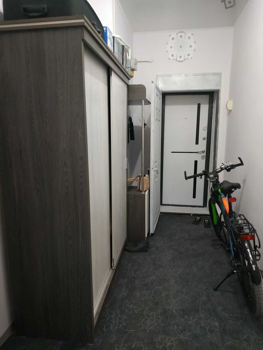 Срочно продаётся 2-х комнатная квартира в центре Чирчика