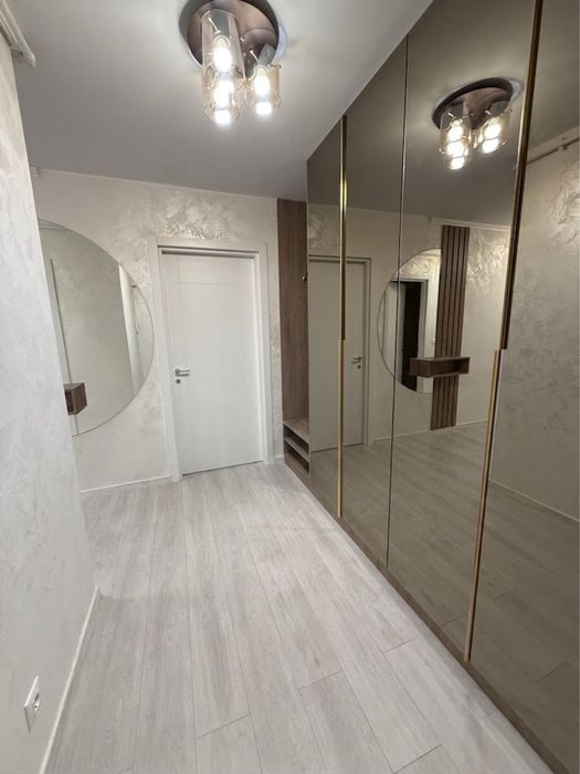 Apartament 3 camere Hils Republica