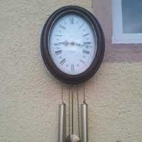 Ceas de perete cu baterie