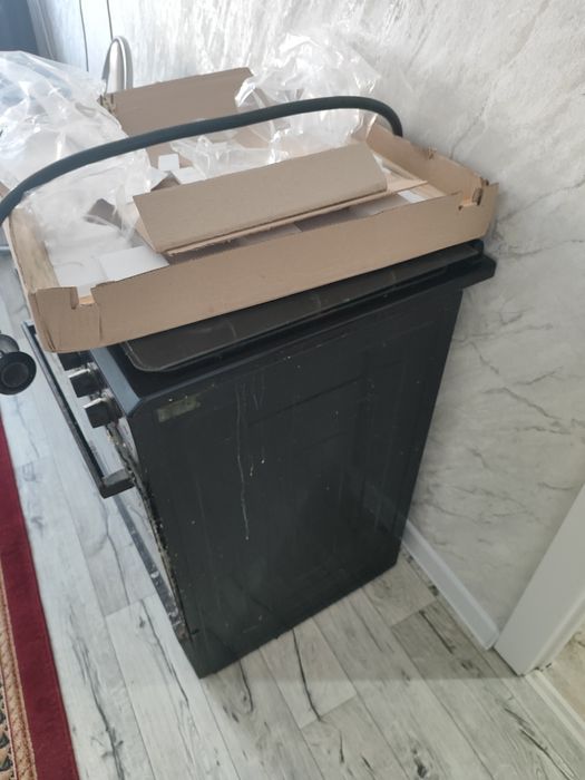 Продам кухонную плиту