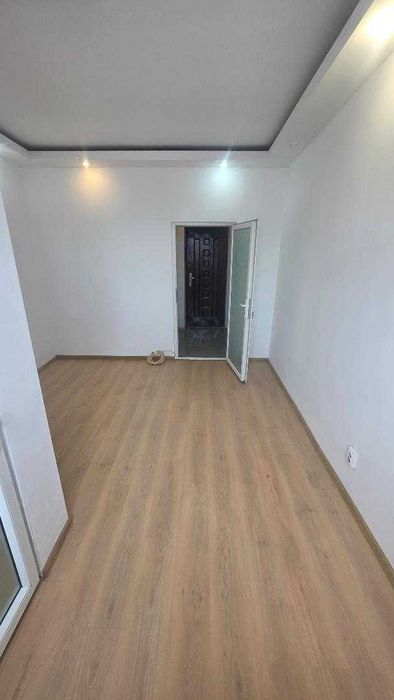 Zona CET garsoniera de vanzare