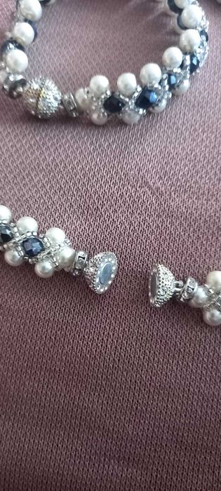 Продается колье и браслет