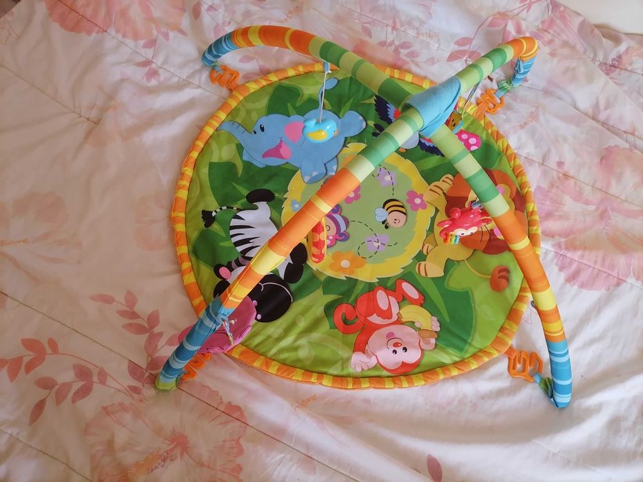 Активна гимнастика за бебе