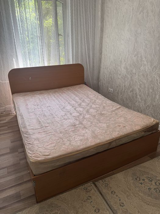 Кровать Б/У 5000тнг
