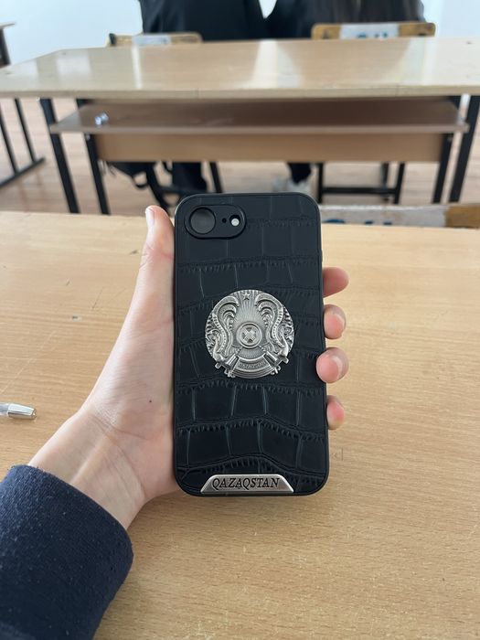 Айфон 16е 128гб 97%