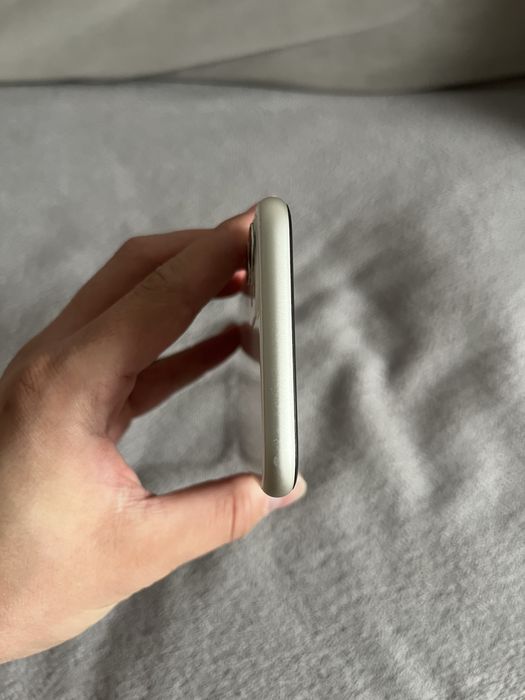 Iphone 11 продам