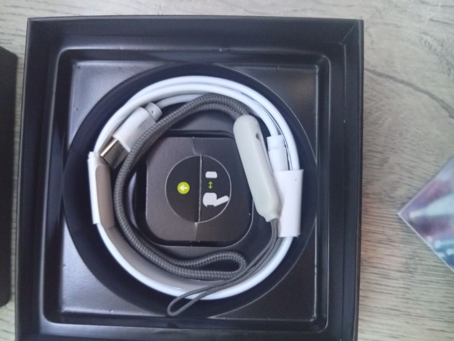 Продам airpods 2