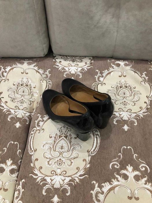 Продам туфли женские