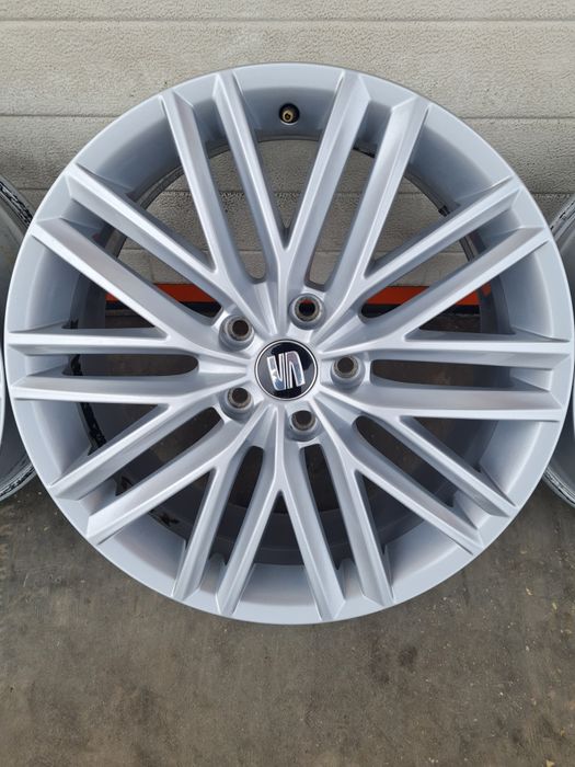 Оригинални джанти за СЕАТ SEAT SKODA VW AUDI R18 5x112 ET45 7J