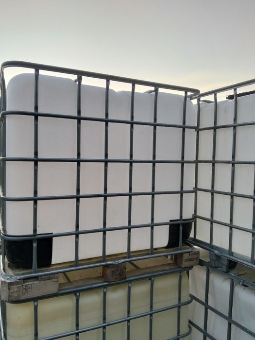 Vând IBC 1000 L   bazine 1000 litri