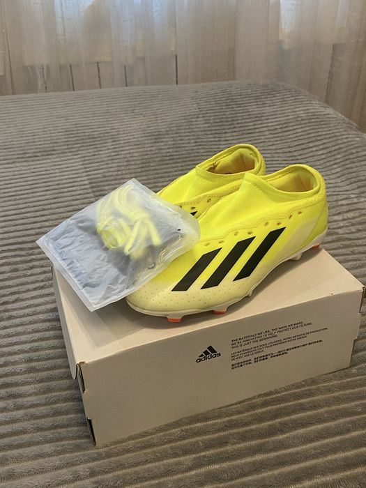 adidas бутонки.