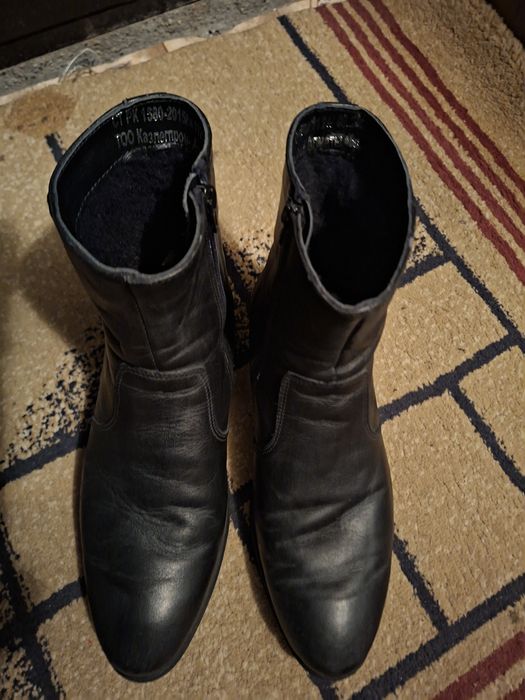 Продам зимний ботинки