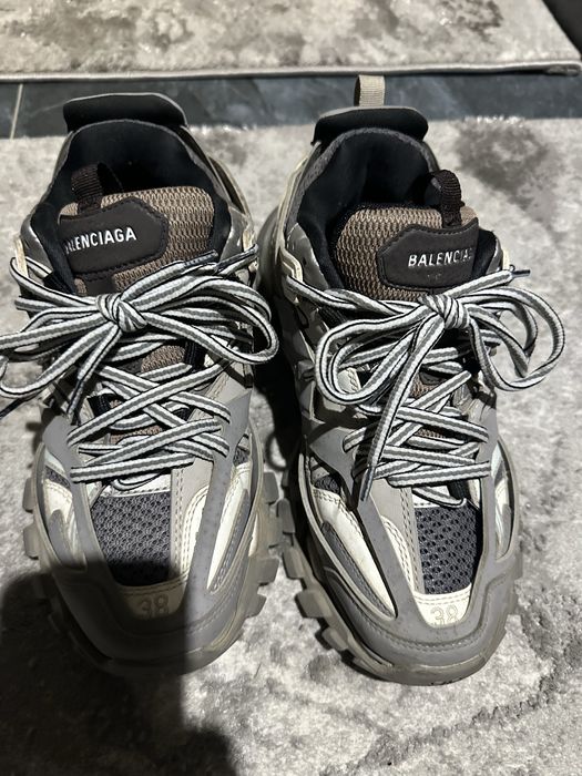 Adidasi perechea  baleneciaga  track gri, off-White perechea se vinde