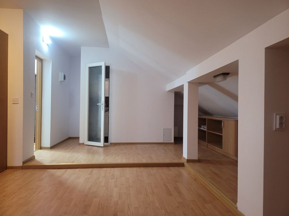 Apartament zona de sus, str. CULTURII