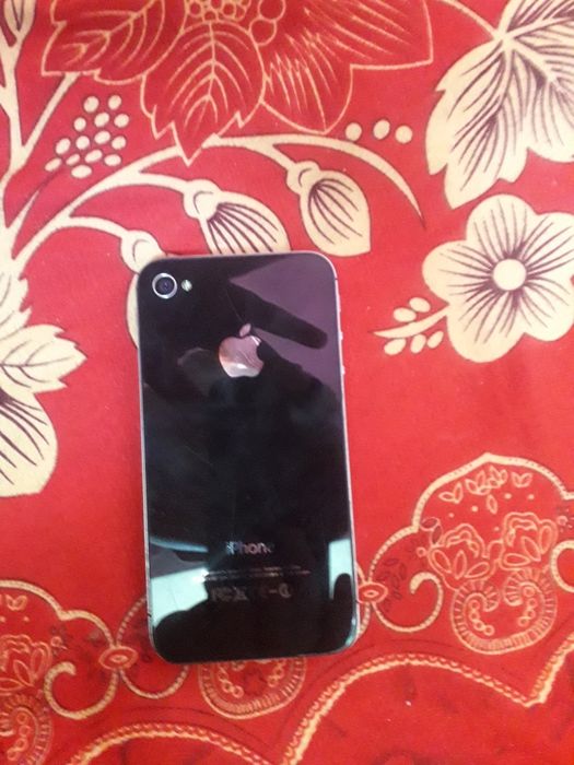 Айфон 4 сатылады