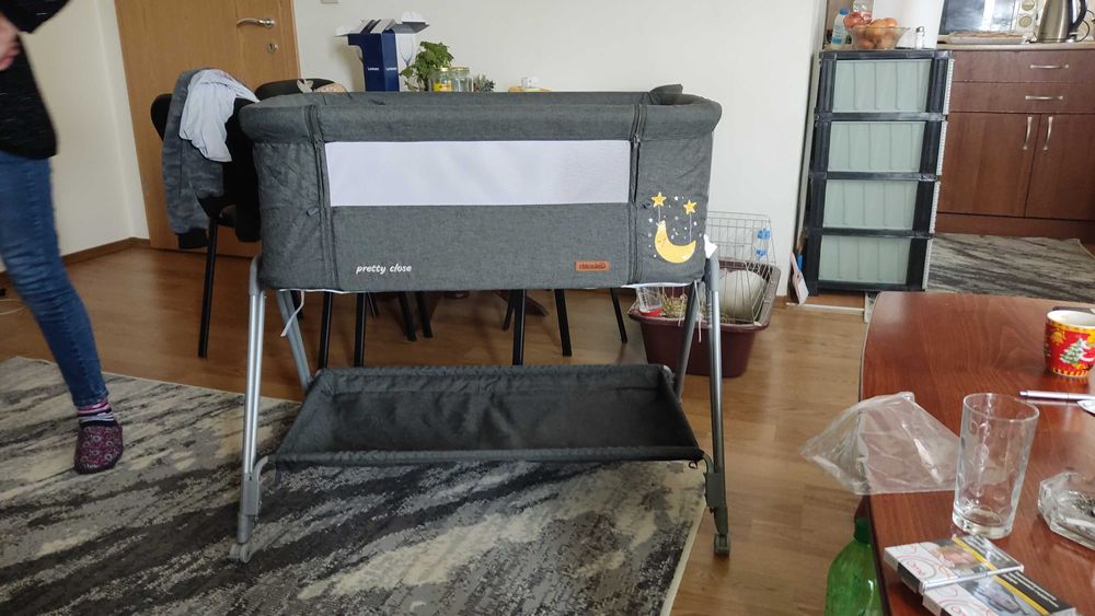 Бебешка кошарка ползвана два три пъти