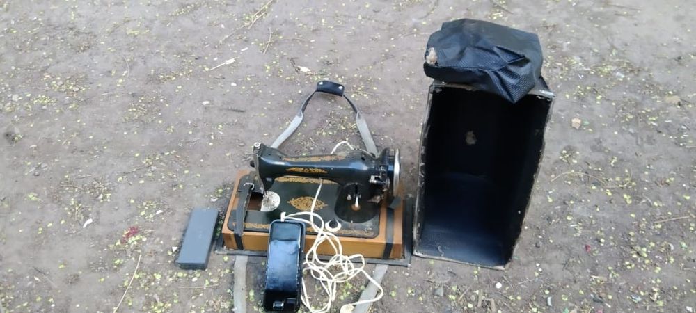 Продам  швейную машину