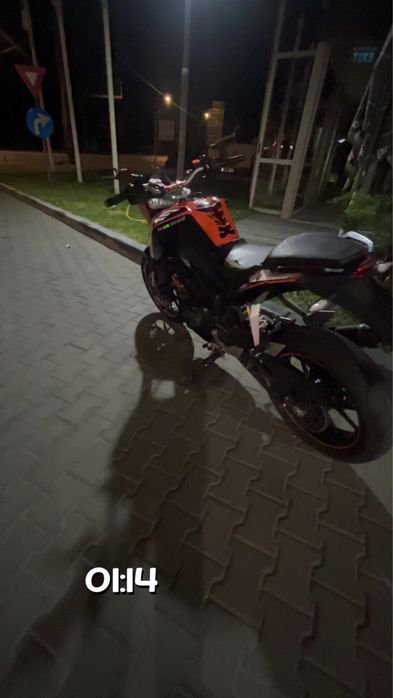 Vand ktm duke 125 (nu cbr,yzf,rc,mt,rs,ninja)