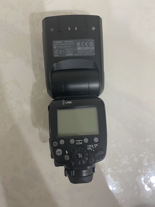 Объектив  вспышка