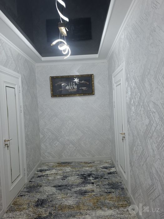 Бухоро шаҳар лакито олдида 2 хонали 2 этажда жойлашган