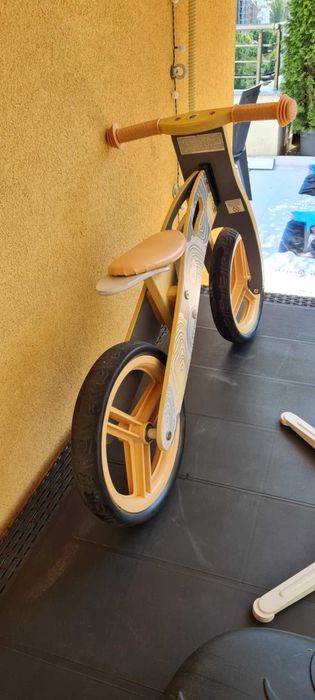 Дървено баланс колело