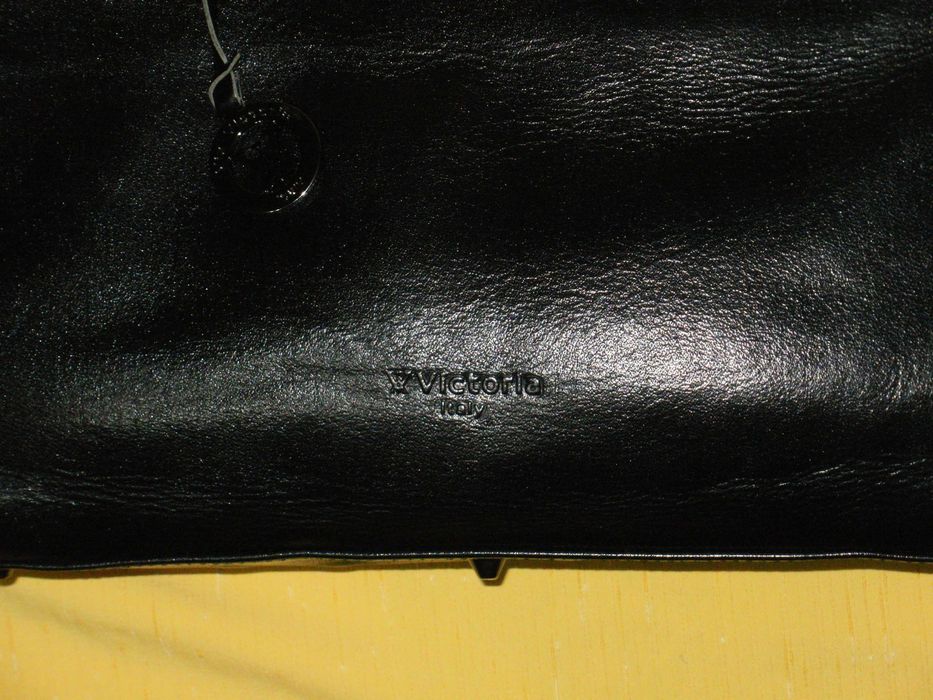 VIA VICTORIA нова бизнес чанта естествена кожа