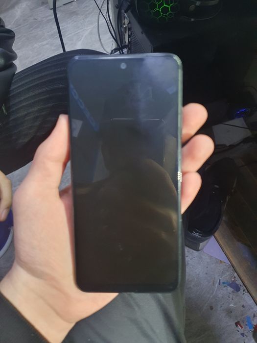 Redmi not 10 hama joyi radnoy