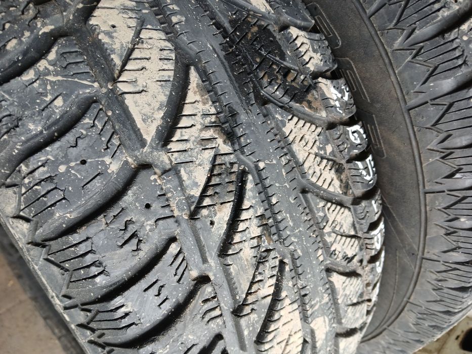 Гуми 265-65-17 два броя
