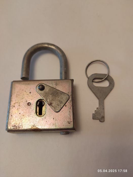 Замок контрольный