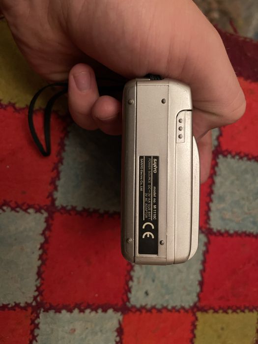 Продам кассетный плеер SANYO