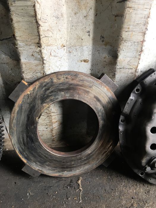 Корзина, маховик, диски камаз