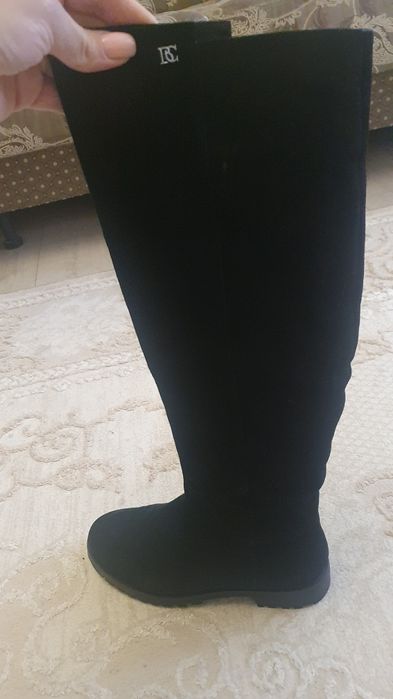 Продаю сапоги женские