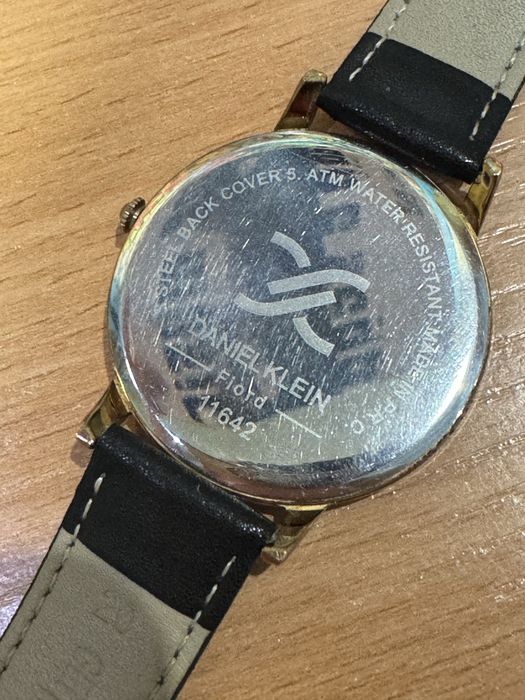 Продам наручнын часы, Daniel Klein и Q&Q quartz