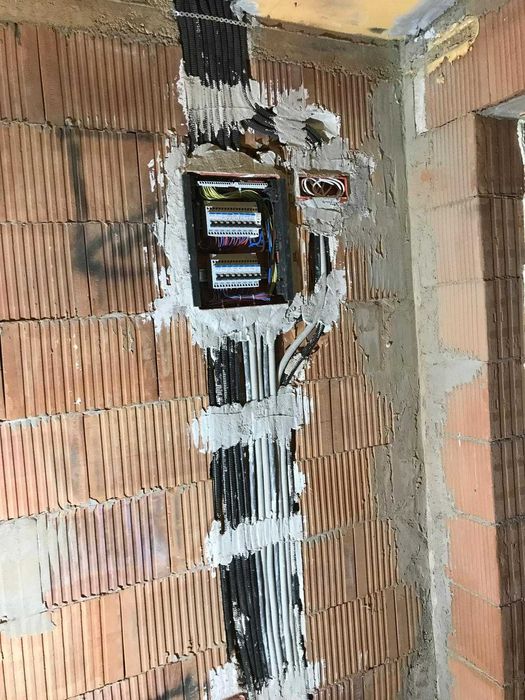 CTR CONSTRUCT SRL – Instalații Electrice Profesionale