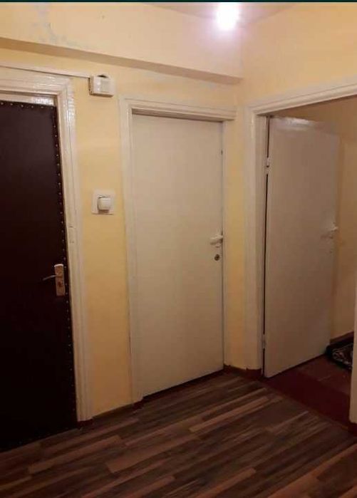 Продаётся квартира 4 комнатная