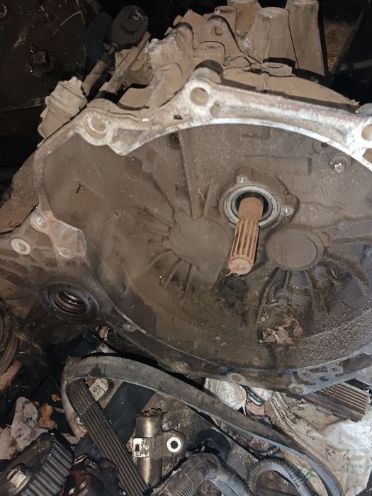 Скоростна кутия F23 Опел Зафира 2.0dti 101