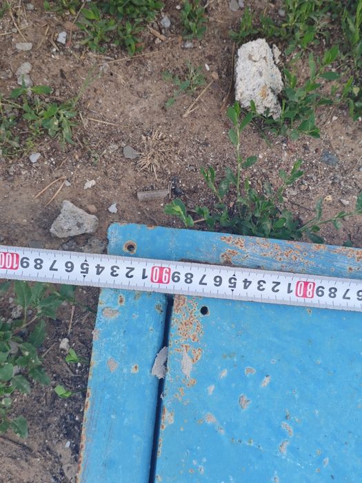Дверь металическая 2 шт