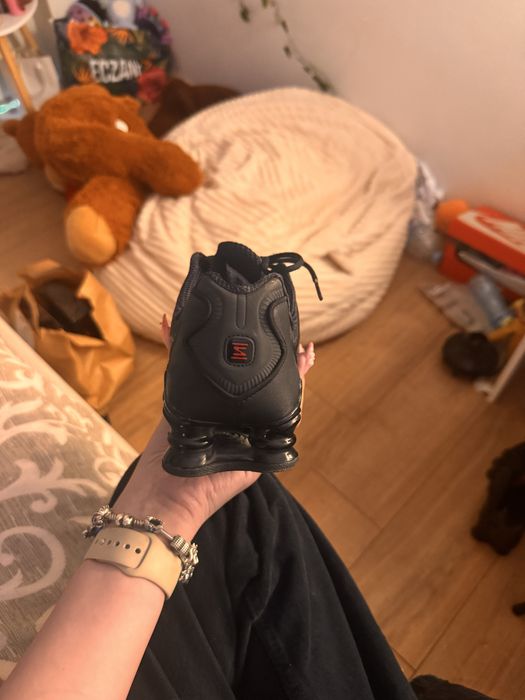 Обувки Nike Shox