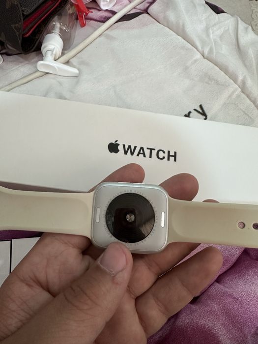 Apple Watch          .