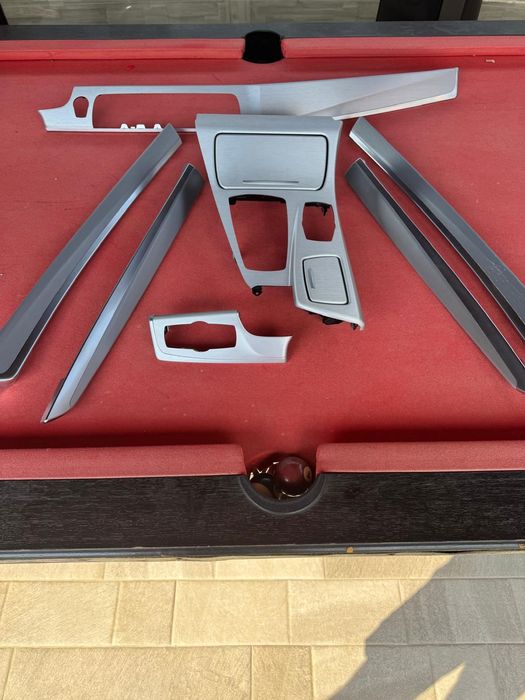 Bord, trimuri interior f10