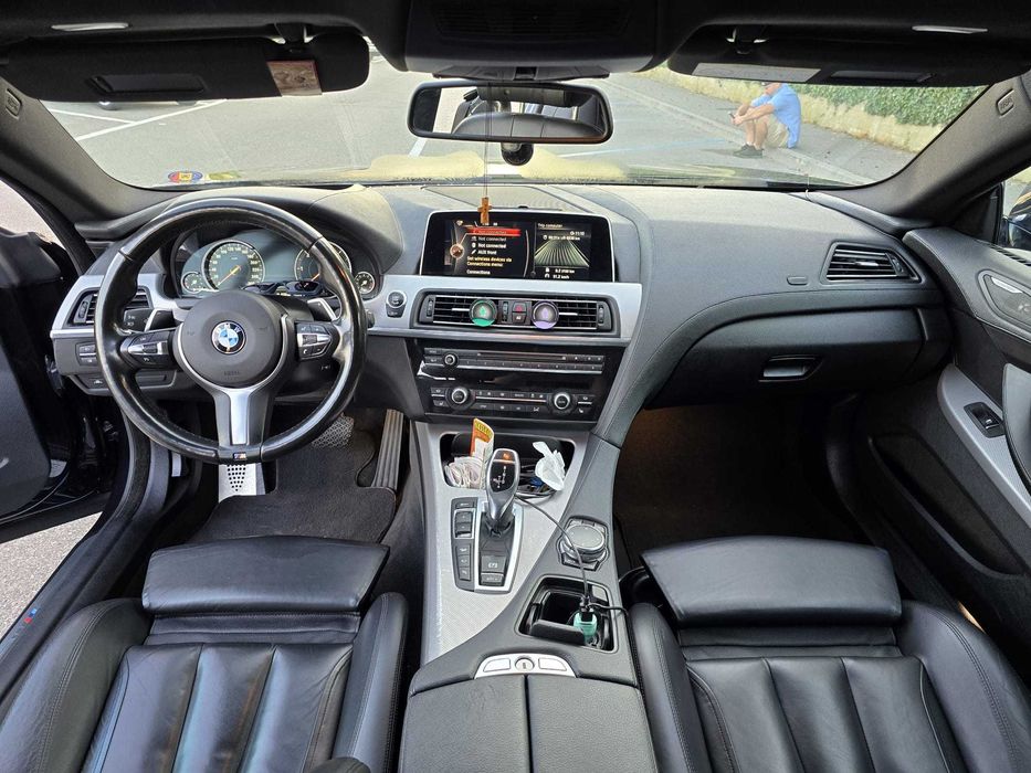 Vand sau schimb cu buldoexcavator BMW SERIA 6  (640D F06)