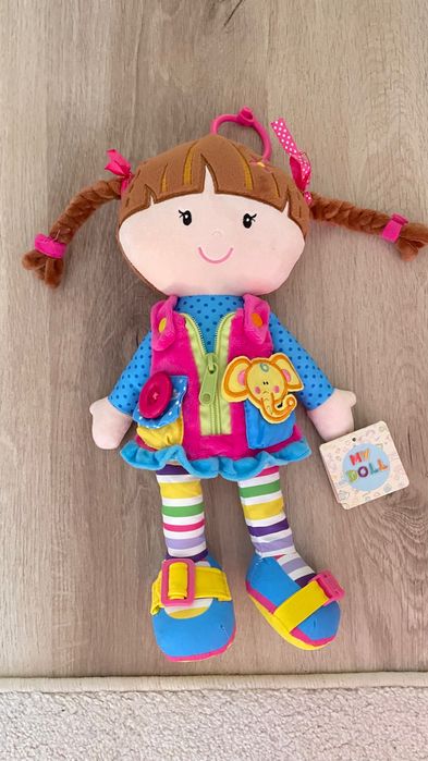 Интерактивна кукла