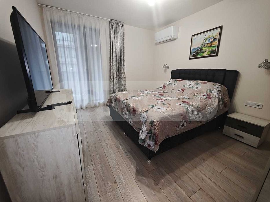 Дава се под наем Едностаен апартамент в Варна, Център - 80 кв.м за 800 € - Снимка #5